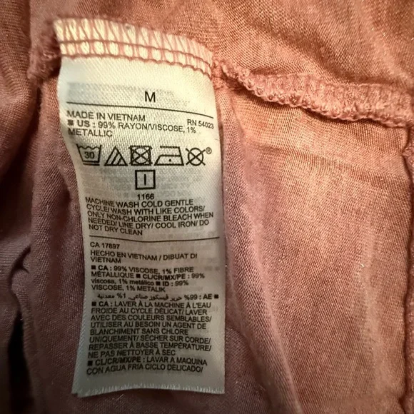 Old Navy Pink Sleeveless Relaxed Tank Top - Picture 6 of 6